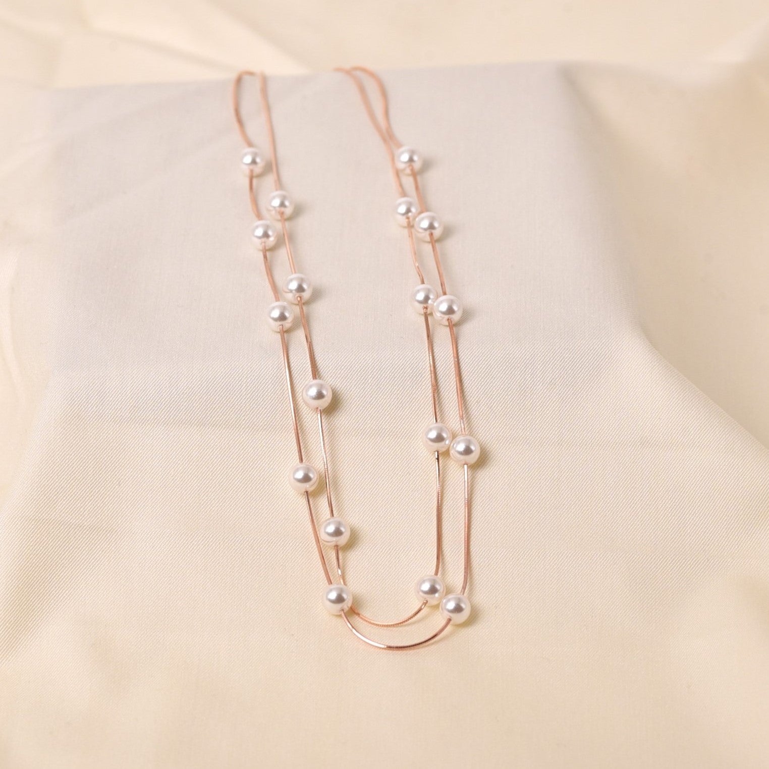 2 Stringed pearl necklace