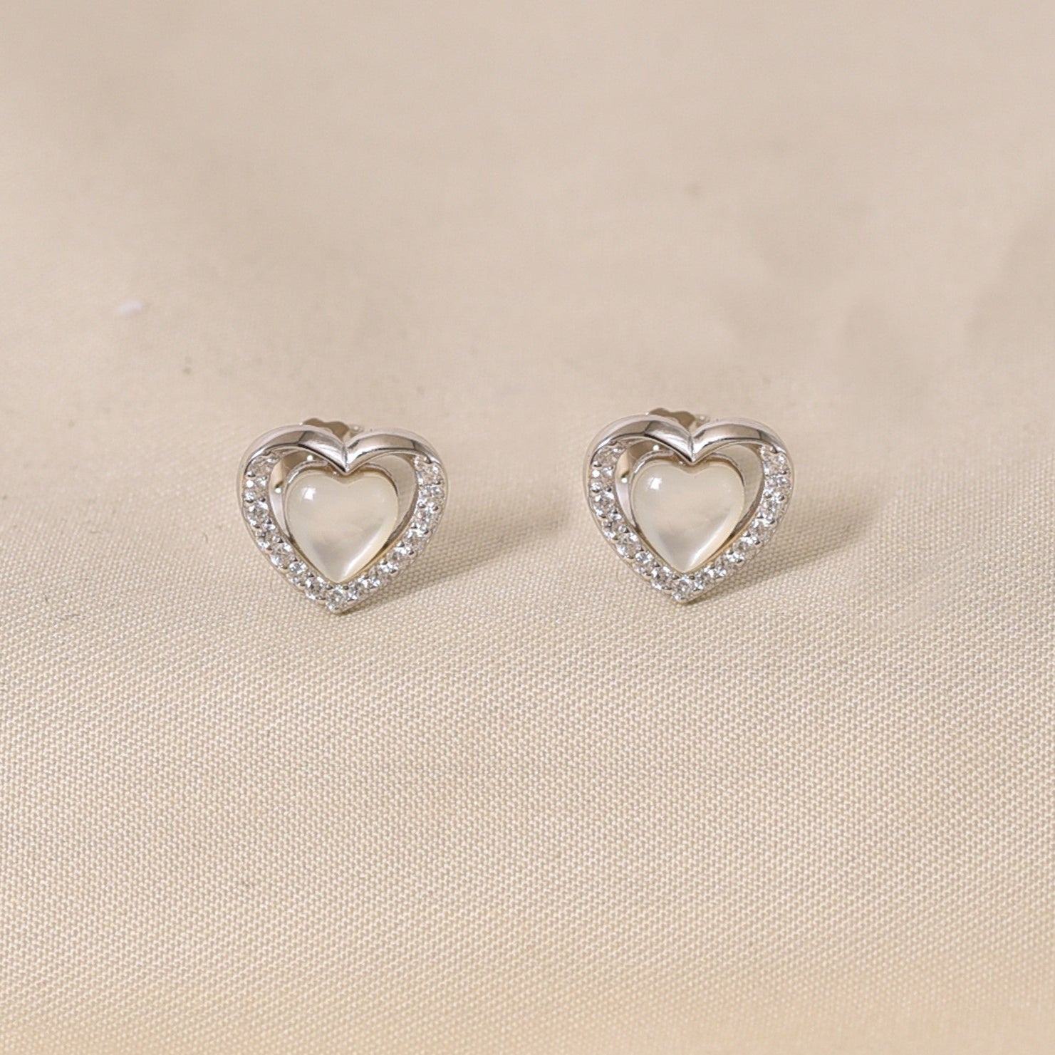 Natasha Heart Earring - Silver