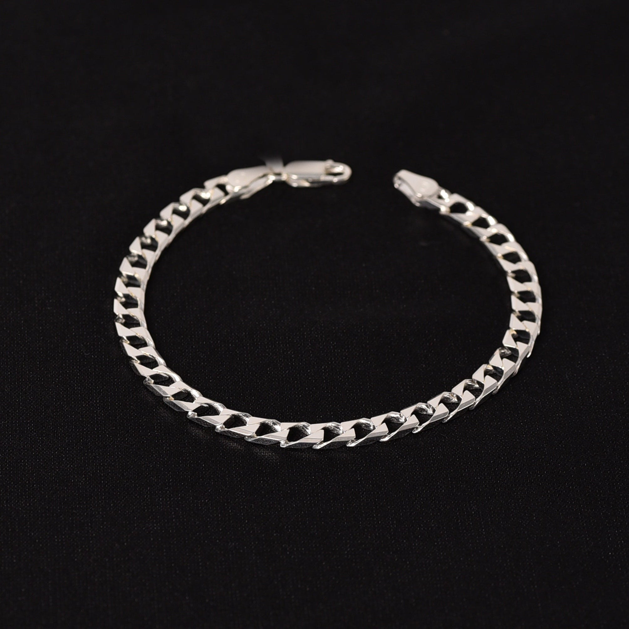 Théoden Mens Bracelet Size 7.5"